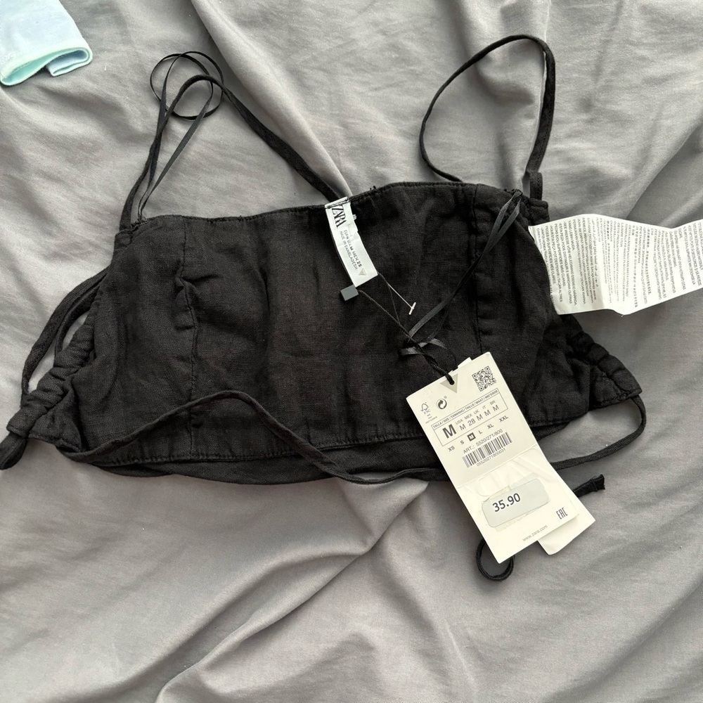 Zara Open Back Black Linen Top - Picture 3 of 3